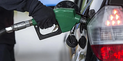 Benzine zam, otogaza indirim bekleniyor