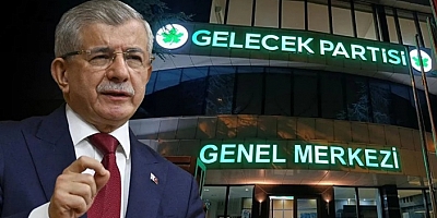 Bir siyasi parti daha tarihe karıştı! Genel başkan açıklama yaptı...