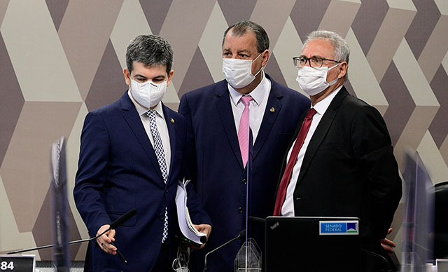 Brezilya Parlamentosu, Bolsonaro’yu 9 suçla itham eden raporu onayladı