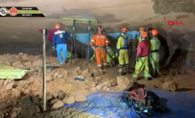Brezilya’da çöken mağaradaki kurtarma çalışmalarından görüntüler