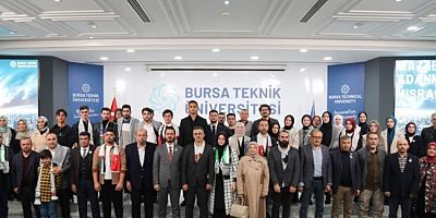 BTÜ'de şiirler Filistin için okundu