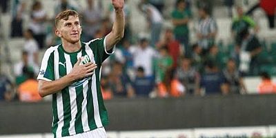 Burak Kapacak'tan veda mesajı: Hakkınızı helal edin!