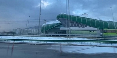 Bursa beyaz gelinliğini giydi