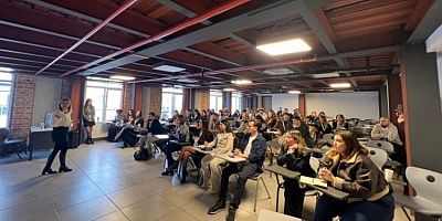 Bursa Büyükşehir, 'Bağımlılık ve İyileşme Sempozyumu'nda yerini aldı