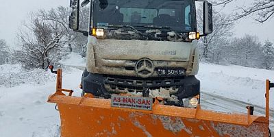 Bursa Büyükşehir Belediyesi, karla mücadele çalışmalarını sürdürüyor