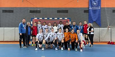 Bursa Büyükşehir Belediyespor zorlanmadan kazandı