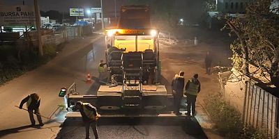 Bursa Büyükşehir’den Çalı-Kayapa yolunda gece mesaisi