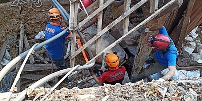 Bursa'da ahır yıkıldı: 5 büyükbaş hayvan telef oldu