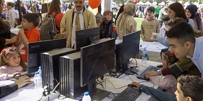 Bursa'da ‘Akıllı Şehir Oyunları’ minik oyuncularla buluştu