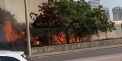 Bursa'da AVM bahçesinde yangın!