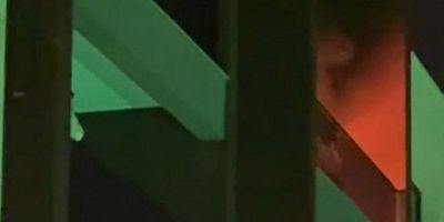 Bursa'da balkona havai fişek düştü