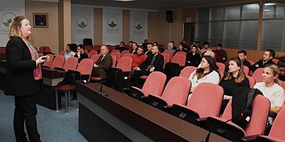 Bursa'da belediye personeline 'Toplumsal Cinsiyet Eşitliği' eğitimi verildi