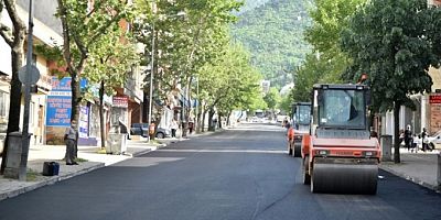 Bursa'da cadde baştan sona yenilendi