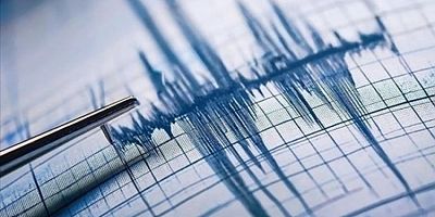 Bursa'da da hissedilen deprem korkuttu!