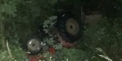 Bursa'da devrilen traktörün altında kalan sürücü öldü