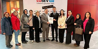 Bursa'da emeklilerden LÖSEV'e 23 Nisan hediyesi