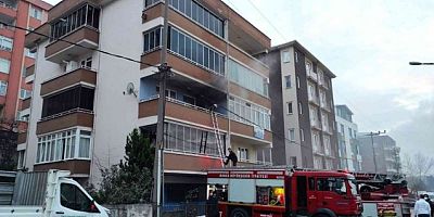 Bursa'da evini ateşe verdi