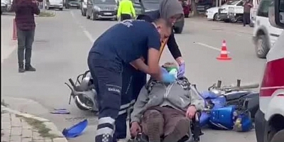 Bursa'da iki motosiklet çarpıştı, sürücüler yaralandı