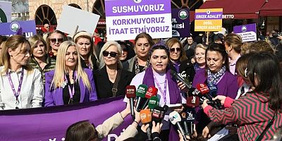 Bursa'da kadınlardan 8 Mart yürüyüşü