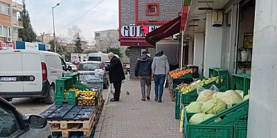 Bursa'da kaldırım işgaline zabıta denetimi