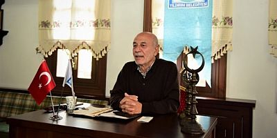 Bursa'da 'Kısa Türkiye Tarihi' seminerine yoğun ilgi