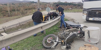 Bursa'da motosiklet bariyerlere çarptı: 1 yaralı