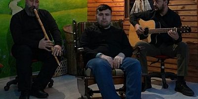 Bursa'da okuduğu şiirle herkesi kendine hayran bıraktı