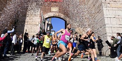 Bursa'da Osmangazi 17. Uluslararası Tarihi Kent Koşusu kayıtları başladı