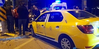 Bursa'da otomobil, ticari taksiye çarptı! 6 yaralı