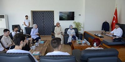 Bursa'da 'uyumayan' öğrencilerden başkan Yılmaz'a ziyaret