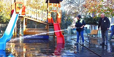 Bursa Gemlik'te çocuk parkları tertemiz