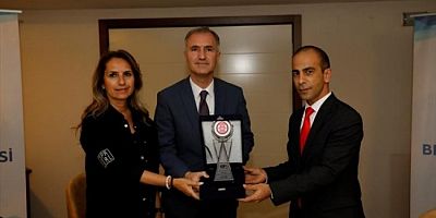Bursa İnegöl Belediye Başkanı Taban köşe yazarlarıyla buluştu