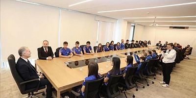 Bursa İnegöl'de şampiyonlar Başkan Taban'la buluştu