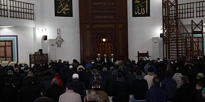 Bursa İnegöl'de Üç Aylar sabah namazı buluşmasıyla karşılandı