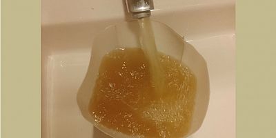 Bursa Kestel’de musluktan çamurlu su akıyor! Çözüm bekliyoruz