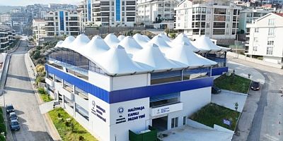 Bursa Mudanya'da eski kapalı pazar yeri Gençlik Merkezi'ne dönüştürülüyor