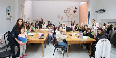 Bursa Mudanya'da her yaştan bireye sanat ve sporla buluşma fırsatı sunuluyor