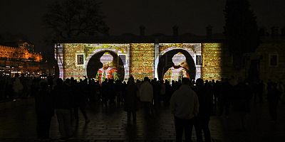 Bursa’nın 700 yıllık destanı ışık gösterisiyle anlatıldı