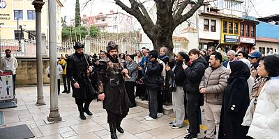 Bursa’nın 700 Yıllık Hafızası Tanpınar’ın İzinde Anlatıldı