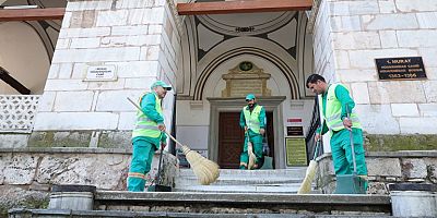 Bursa’nın Dünyaca Ünlü Tarihi Alanlarına Özel Temizlik Ekibi