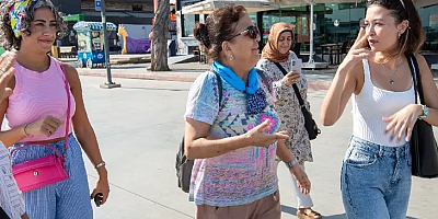 Bursa’nın güzelliklerini işaret diliyle tanıyorlar