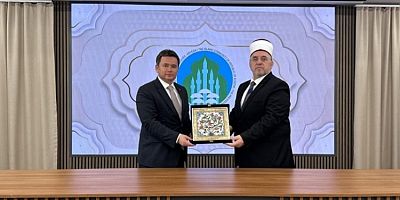 Bursa Osmangazi Belediye Başkanı Aydın'dan Kosova'da ziyaretler