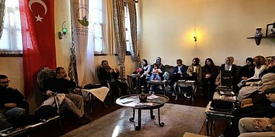 Bursa Osmangazi'de Kitapseverler Kolektif Okuma etkinliğinde buluştu