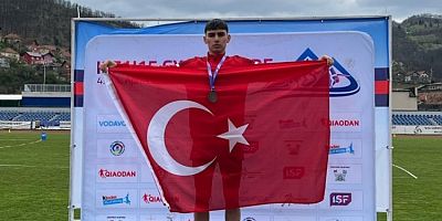 Bursa Osmangazili milli atletten dünya üçüncülüğü