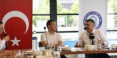 Bursa Yıldırım Belediye Başkanı Yılmaz, Çin heyetini ağırladı