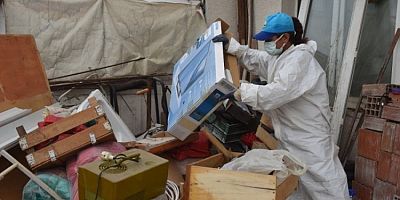 Bursa Yıldırım Belediyesi'nden 'çöp' ev mesaisi