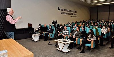 Bursa Yıldırım'da 'Felsefi Düşüncenin Serüveni' atölyesi başladı