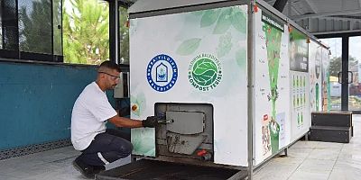 Bursa Yıldırım'da pazar atıkları üretime can oluyor