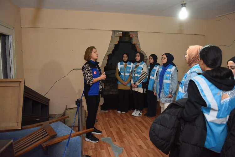 Bursa Yıldırım'da gençlere uygulamalı afet eğitimi