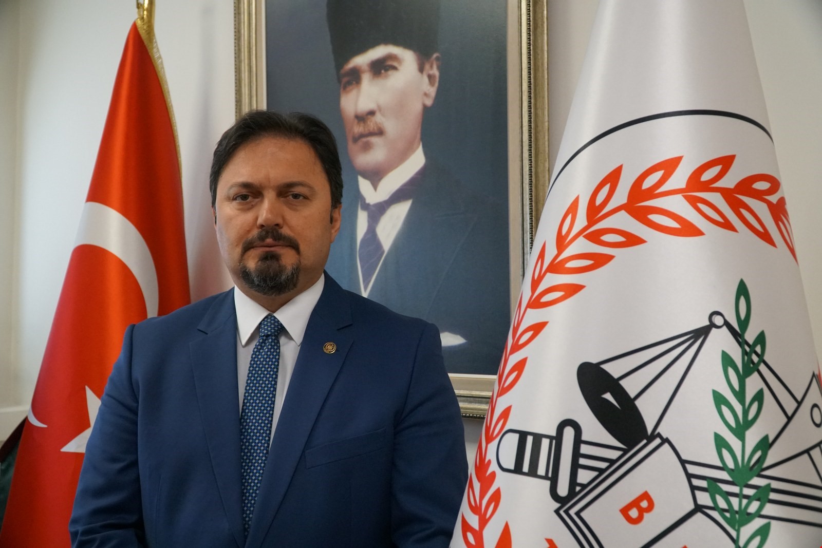 Bursalı avukatlardan duruşma protestosu